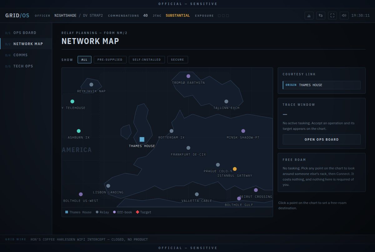 The network map showing relay points across a stylised world chart, with a target marked.